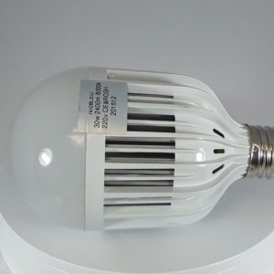 [LIQUIDACIÓN] Lámpara Led E27 30W 2400Lm CW blanco frio