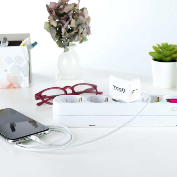 Cargador USB 5V/2,4A BLANCO TOOQ - Imagen 5