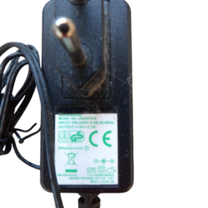 Alimentador 14v dc 1,7A de ocasión