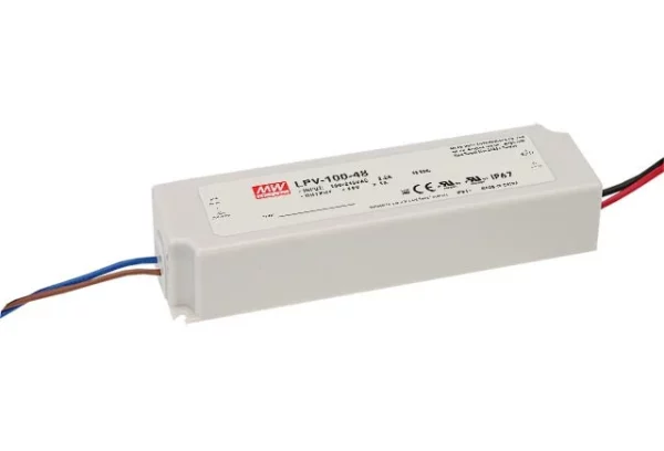 Fuente de alimentación led driver 12VCC 8,5A IP67 102W entrada tensión 90-264Vac