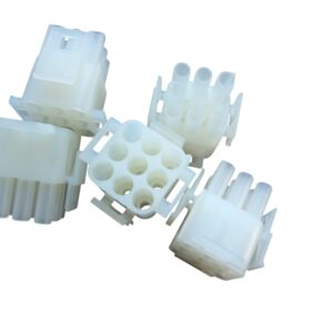 [LIQUIDACIÓN] Conector macho in-lock 9v contactos aereo