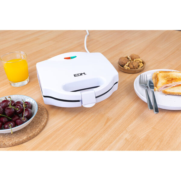 SANDWICHERA DOBLE 750W EDM - Imagen 3
