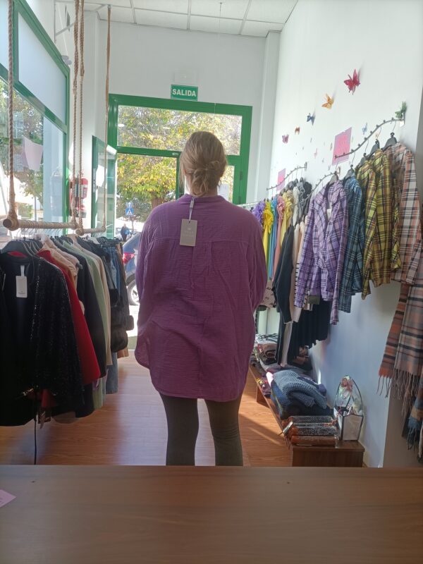 Camisa curvy lila 100% algodon - Imagen 2