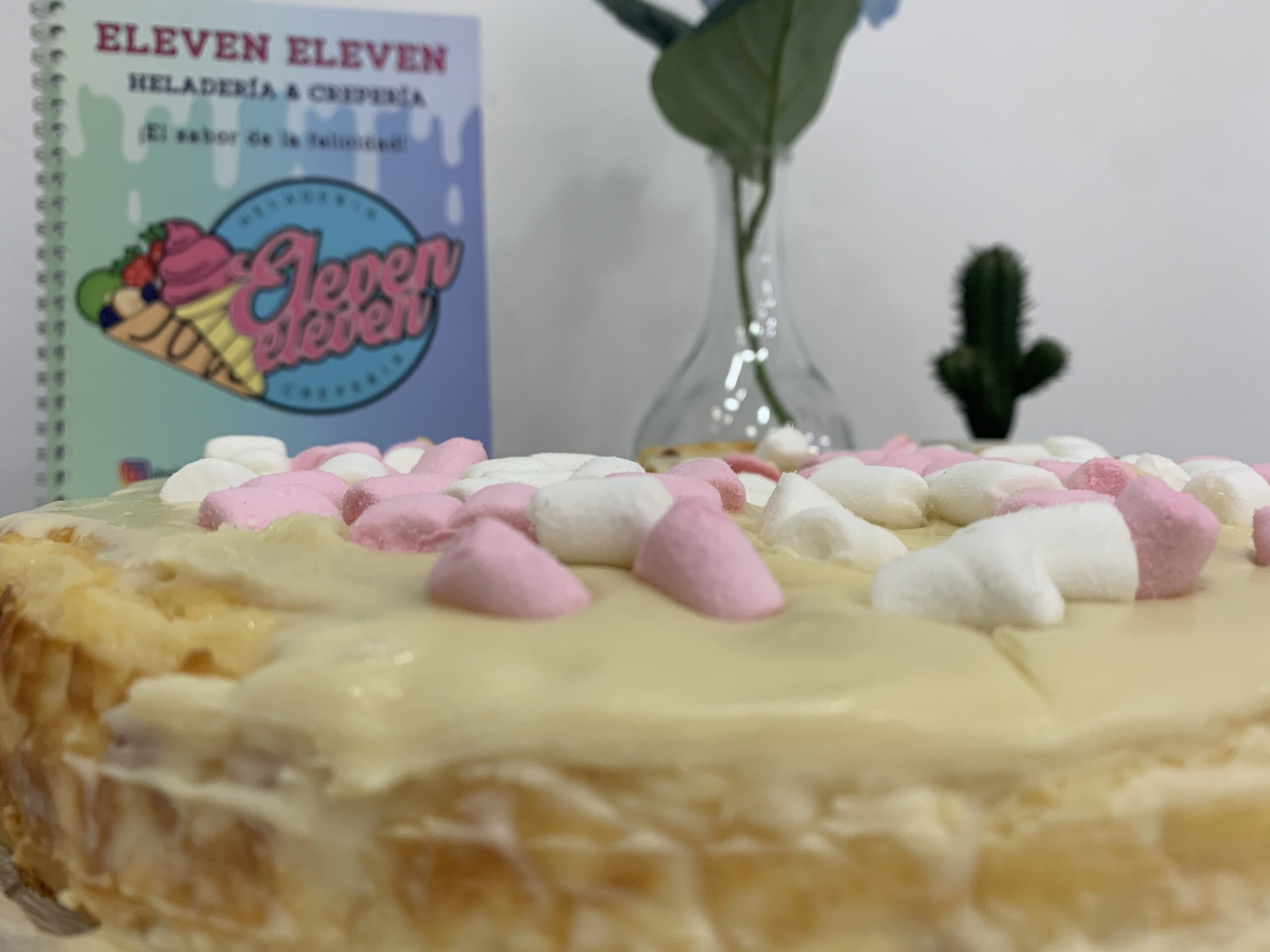 Cheesecake de licor de crema catalana con chocolate y nubes - Imagen 2