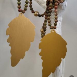 Colgante, hoja y piedra unakita lee en imágenes sus propiedades