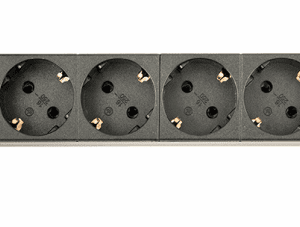 [LIQUIDACIÓN] Regleta Rack 8 Enchufes Schuko para 19" int