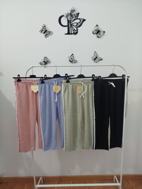 Chandal rayas en lateral piratas