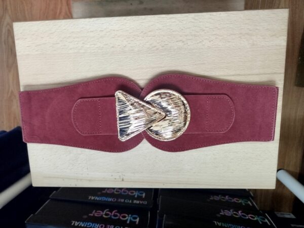 Cinturon Broche