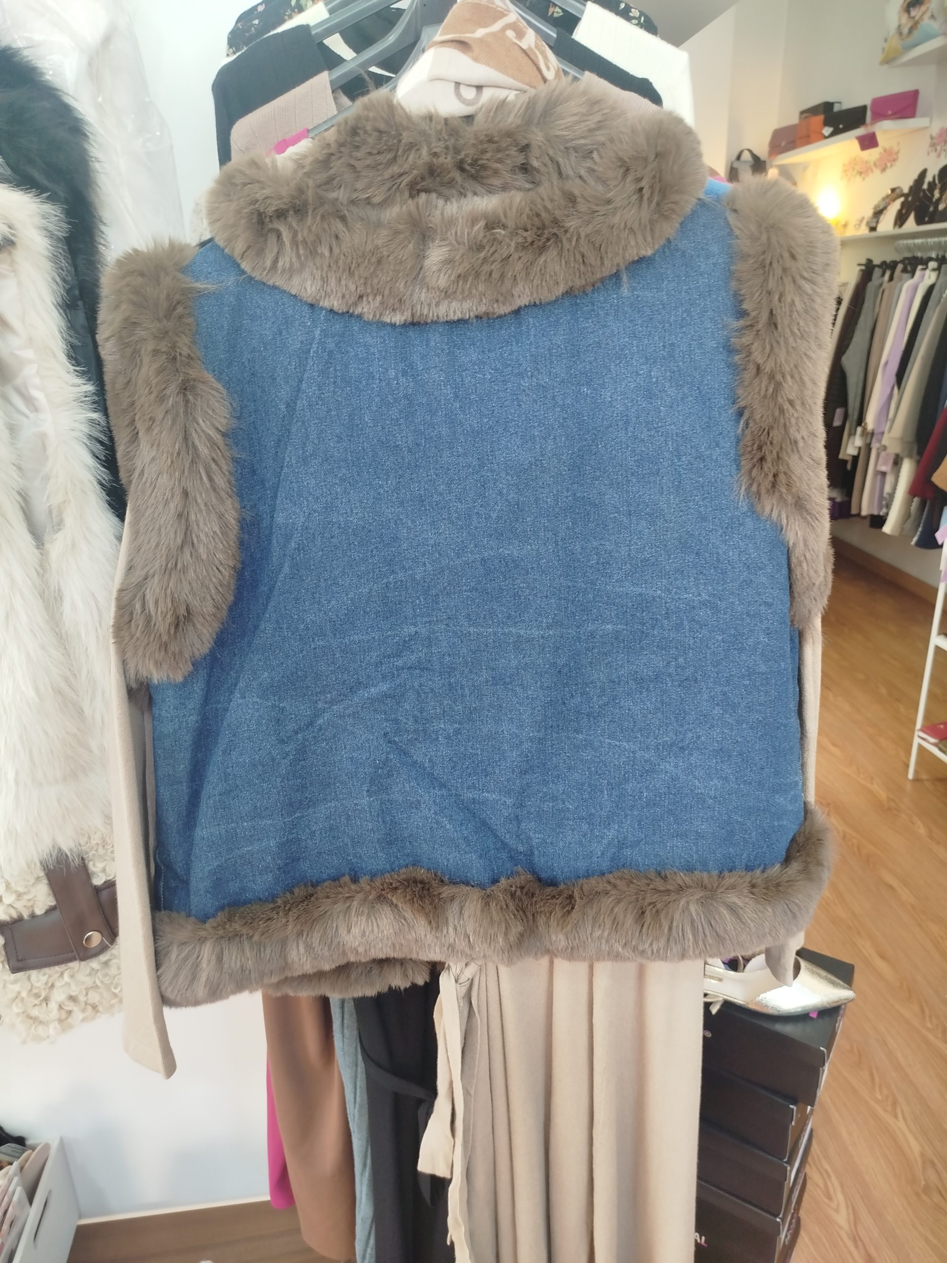 ´chaleco chocolate - Imagen 2